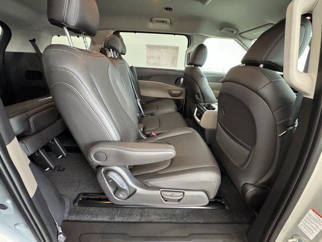 new 2026 Kia Carnival car, priced at $43,385