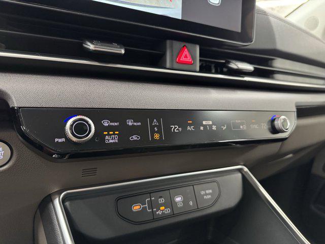 new 2026 Kia Carnival car, priced at $43,385