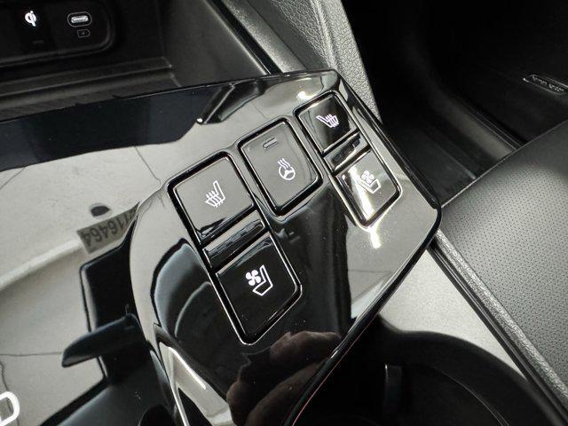 new 2025 Kia Sportage Hybrid car, priced at $39,770