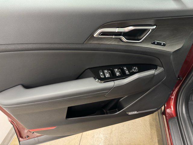 new 2025 Kia Sportage car, priced at $38,789