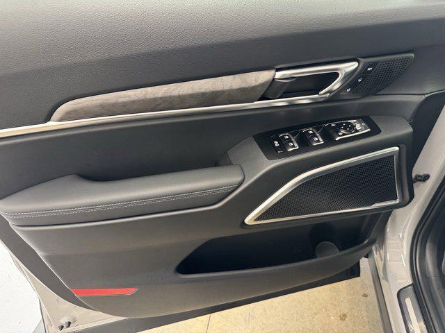 new 2025 Kia Telluride car, priced at $53,601