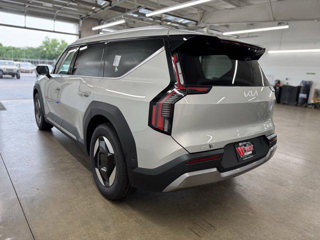 new 2026 Kia EV9 car, priced at $62,339