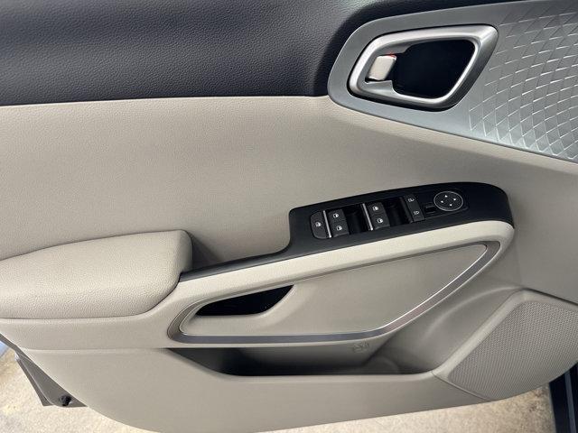 new 2025 Kia Soul car, priced at $20,373