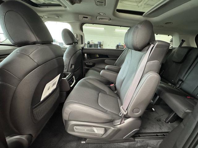 new 2026 Kia Carnival Hybrid car, priced at $52,520
