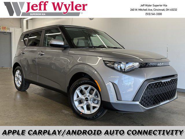 new 2025 Kia Soul car, priced at $21,613