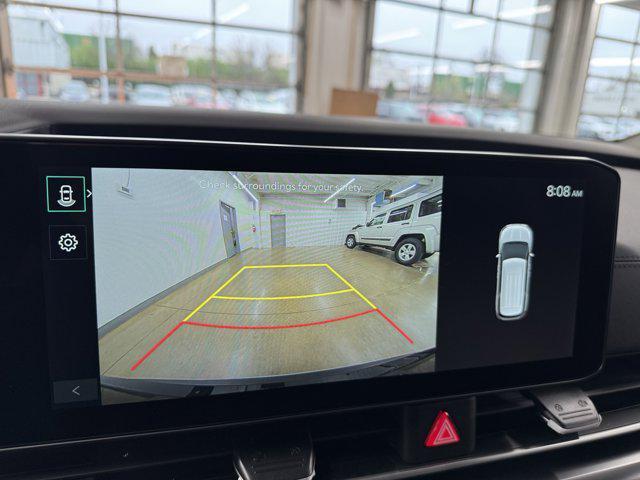 new 2025 Kia Carnival car, priced at $40,051