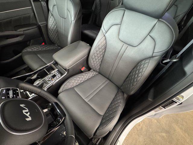 used 2023 Kia Sorento car, priced at $35,420