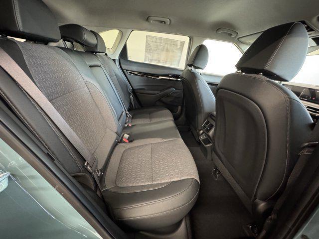 new 2025 Kia Seltos car, priced at $27,694