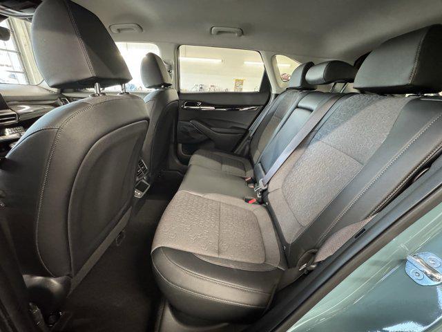 new 2025 Kia Seltos car, priced at $27,694