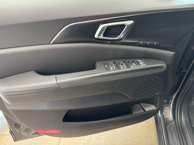 new 2026 Kia Carnival Hybrid car, priced at $54,790