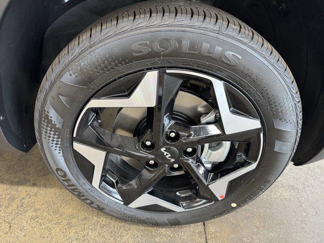 new 2025 Kia Seltos car, priced at $27,310