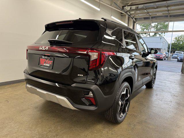 new 2025 Kia Seltos car, priced at $26,090