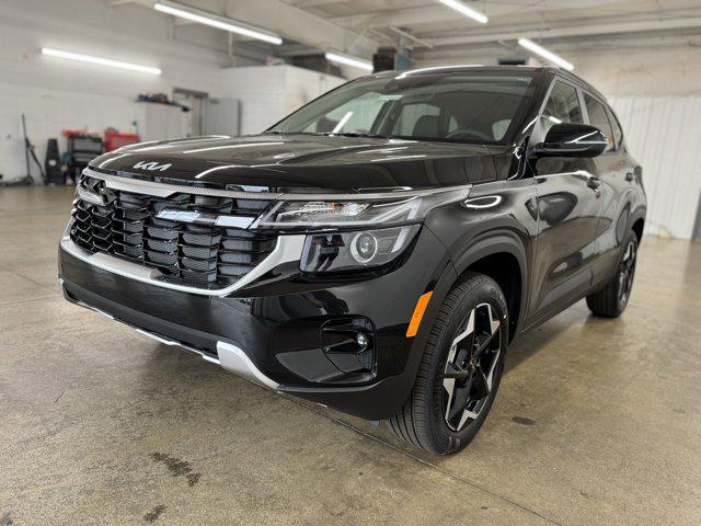 new 2025 Kia Seltos car, priced at $27,310