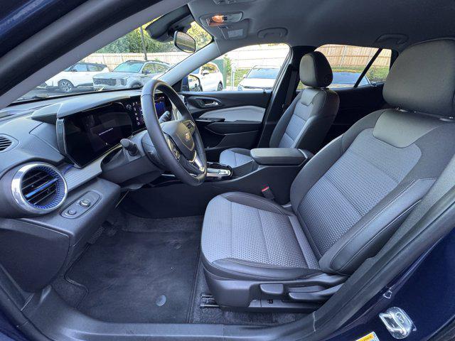 used 2024 Chevrolet Trax car, priced at $22,114