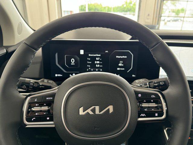 new 2025 Kia Carnival car, priced at $52,378