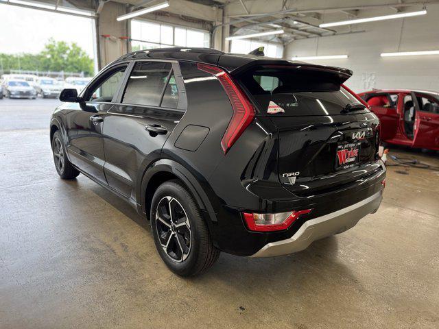 new 2025 Kia Niro car, priced at $34,290