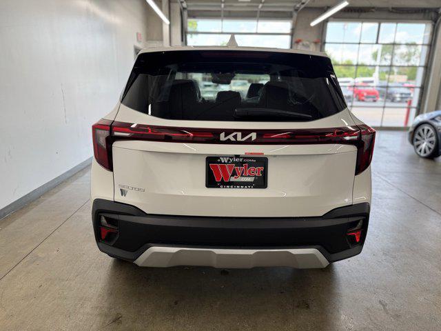 new 2026 Kia Seltos car, priced at $23,887