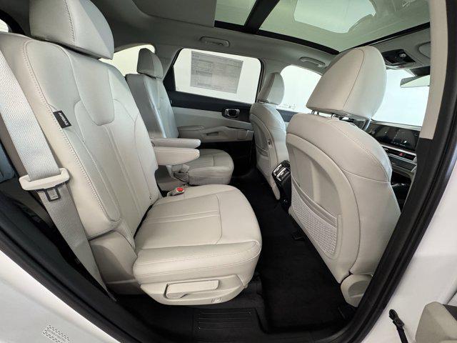 new 2025 Kia Sorento car, priced at $41,516