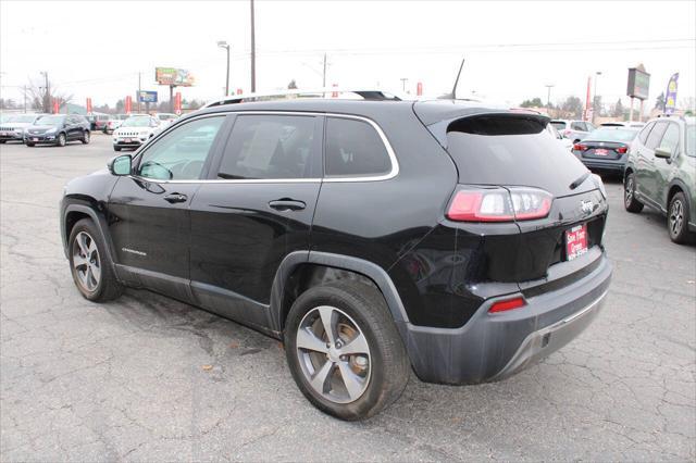 used 2020 Jeep Cherokee car, priced at $15,995