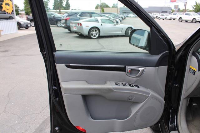 used 2007 Hyundai Santa Fe car, priced at $7,995