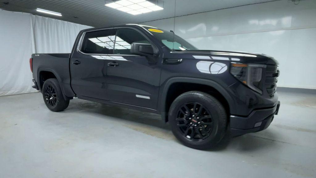 used 2023 GMC Sierra 1500 car, priced at $43,500