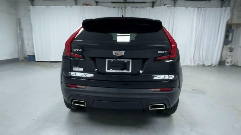 used 2022 Cadillac XT4 car, priced at $27,900