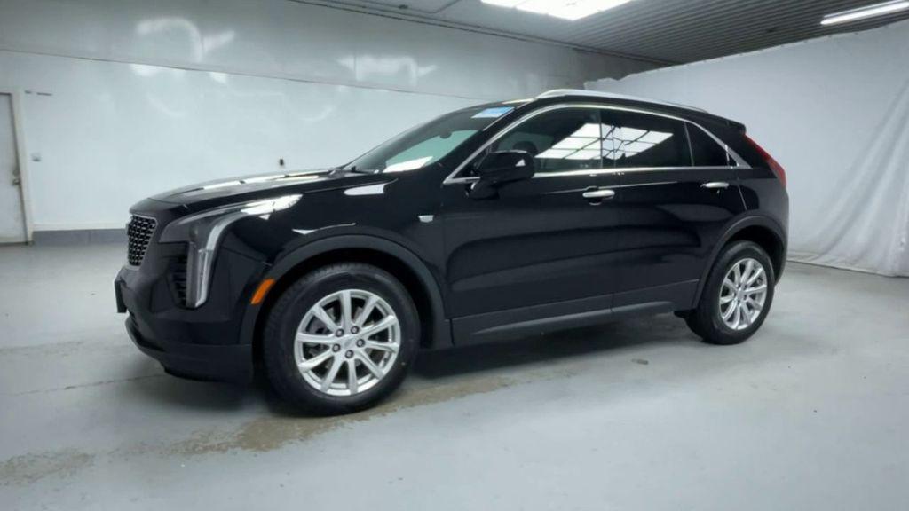 used 2022 Cadillac XT4 car, priced at $27,900