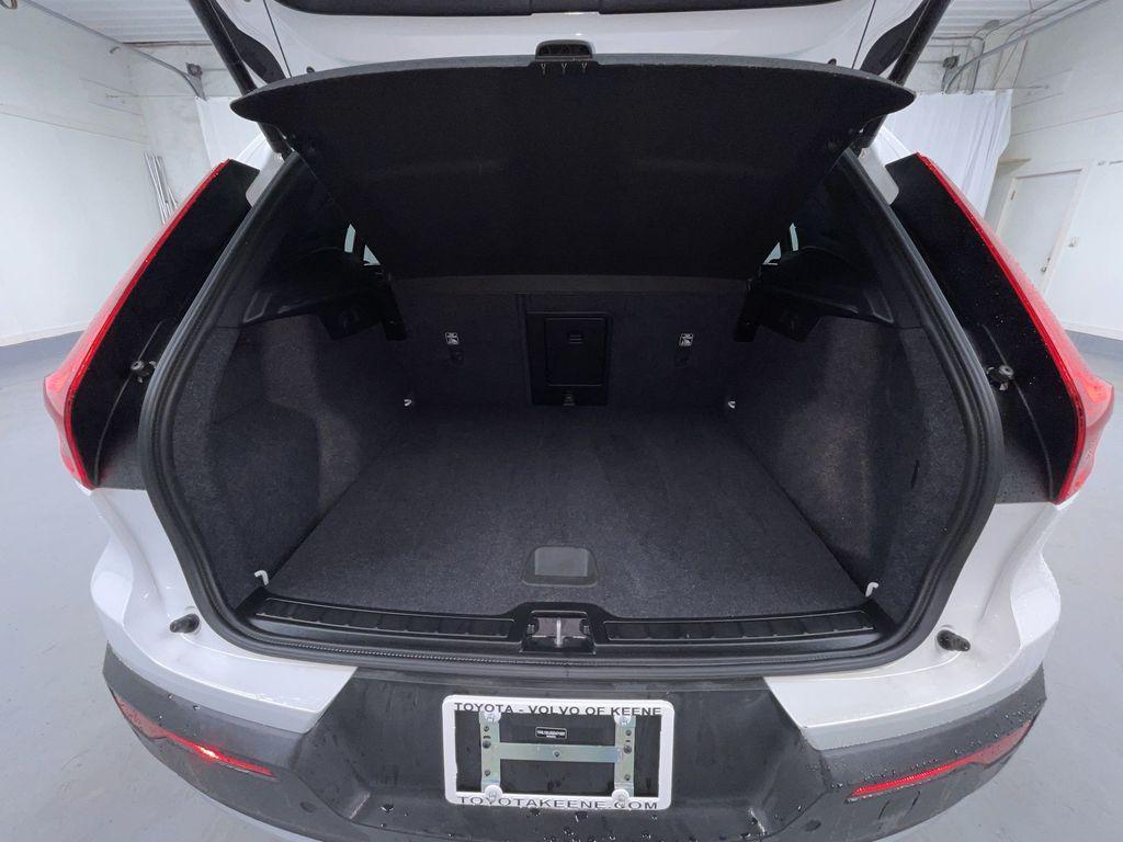 used 2025 Volvo XC40 car, priced at $29,995