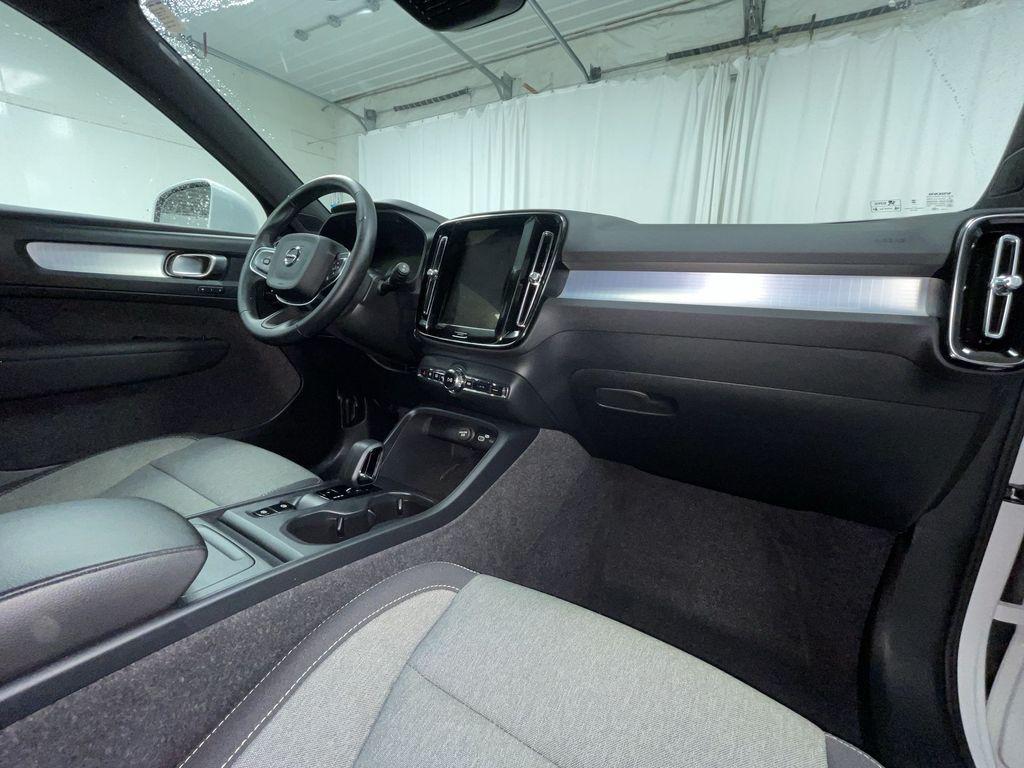 used 2025 Volvo XC40 car, priced at $29,995