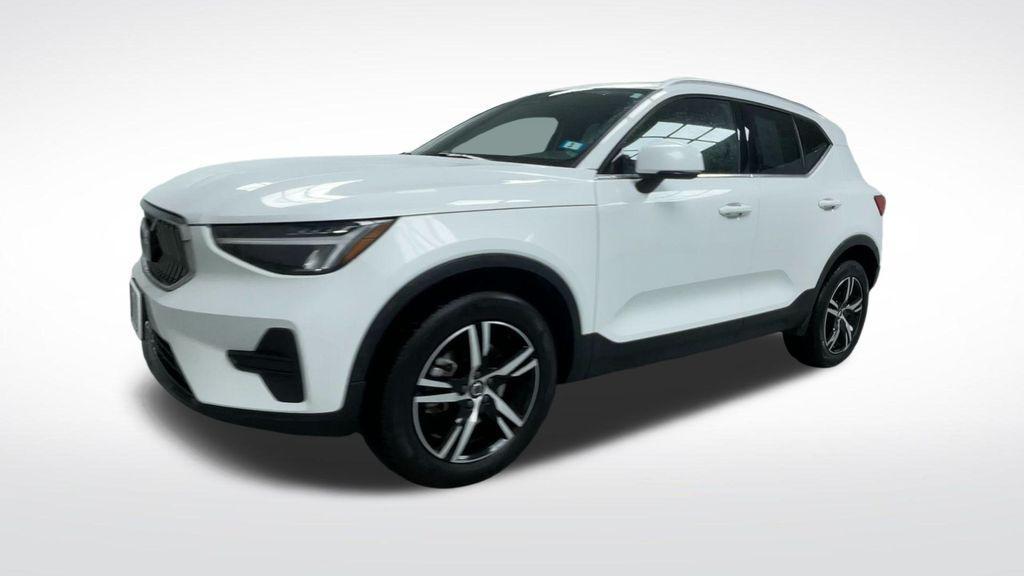 used 2025 Volvo XC40 car, priced at $29,995