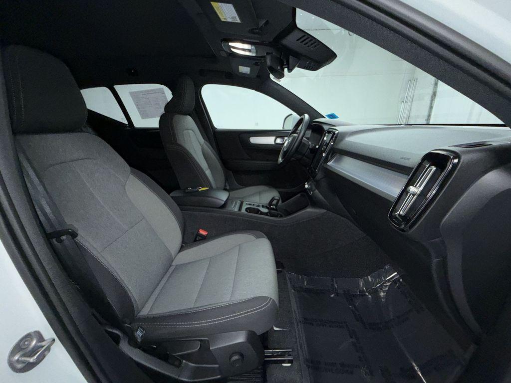 used 2025 Volvo XC40 car, priced at $32,995