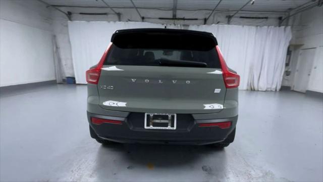 used 2022 Volvo XC40 Recharge Pure Electric car, priced at $31,995