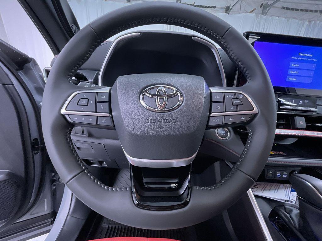 new 2025 Toyota Highlander car, priced at $51,058