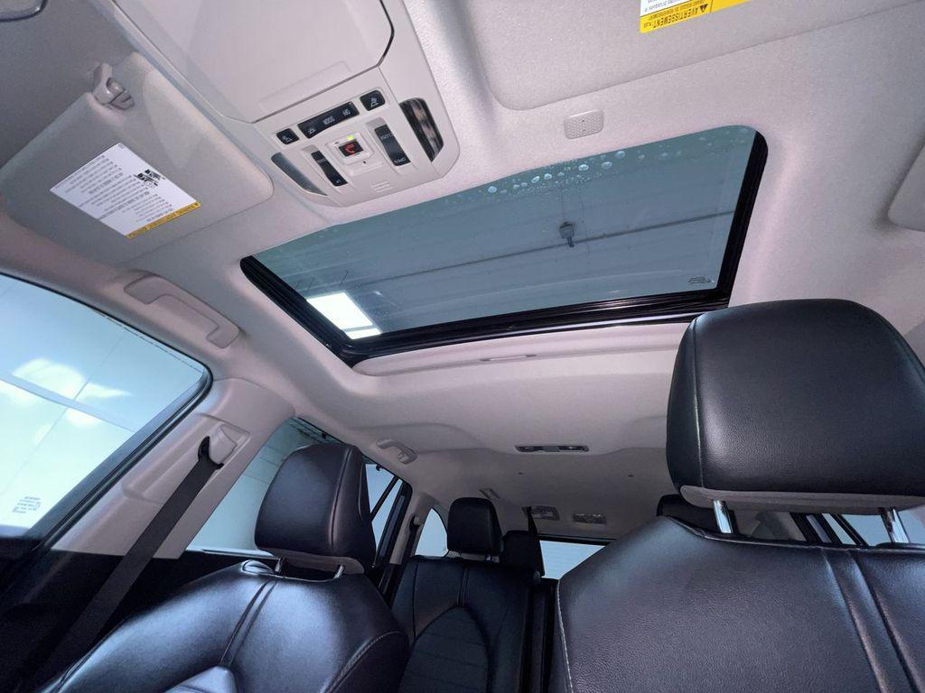 used 2022 Toyota Highlander car, priced at $37,995