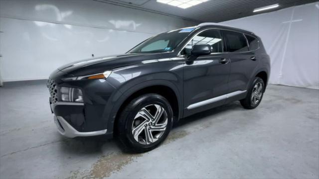 used 2022 Hyundai Santa Fe car, priced at $23,995