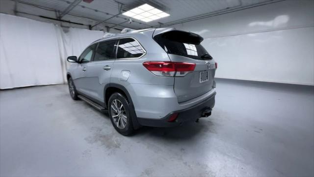 used 2019 Toyota Highlander car, priced at $26,995