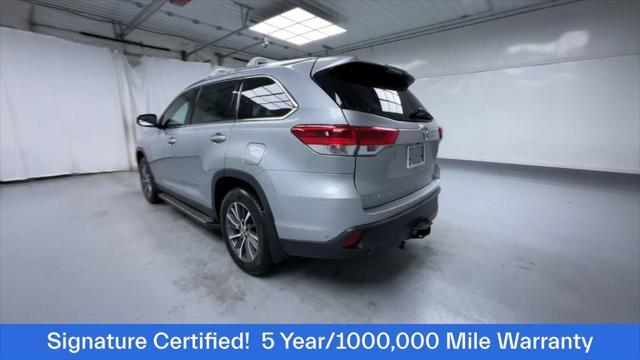 used 2019 Toyota Highlander car, priced at $26,900