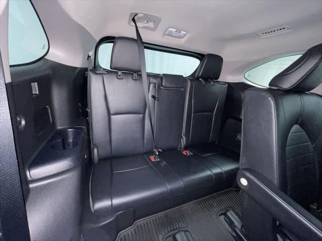 used 2021 Toyota Highlander car, priced at $35,995