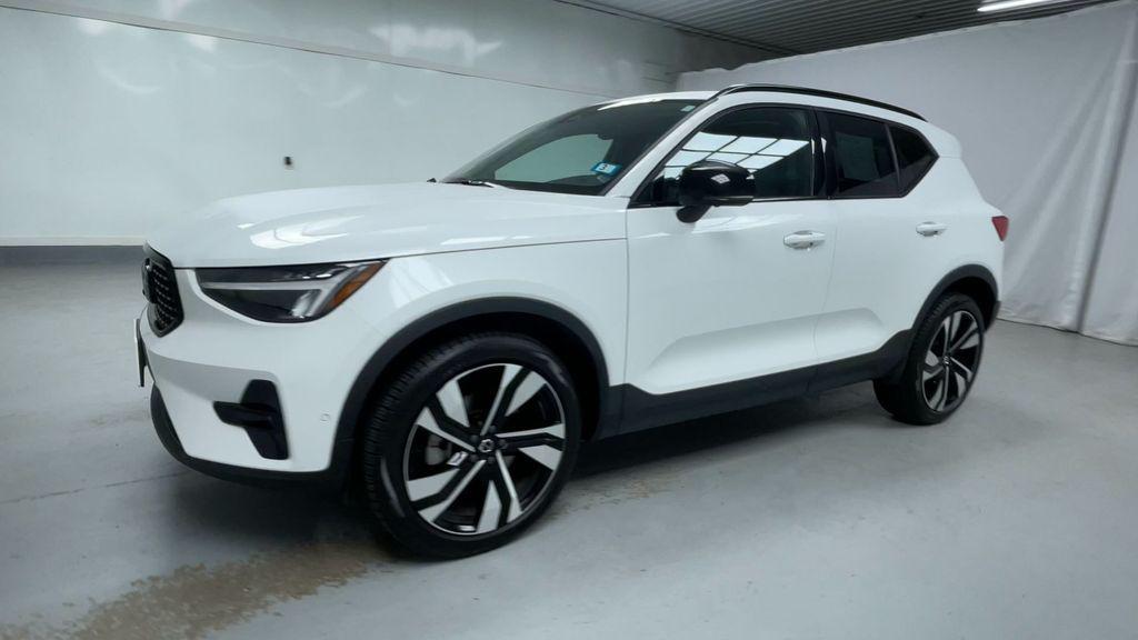 used 2025 Volvo XC40 car, priced at $37,500