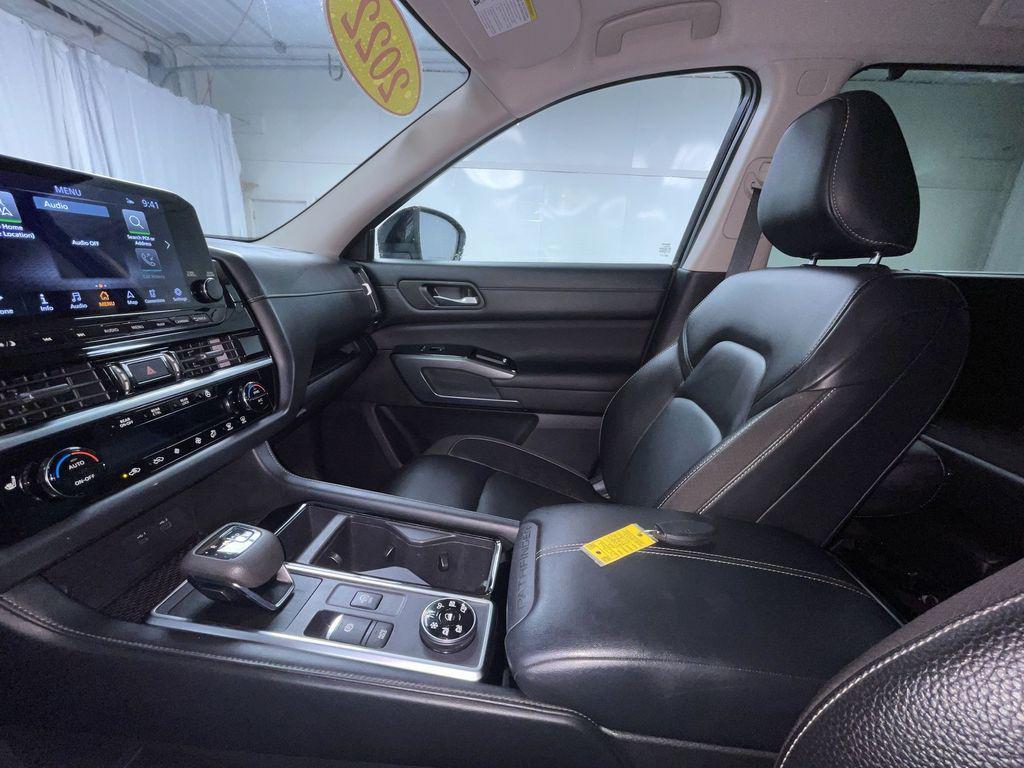 used 2022 Nissan Pathfinder car, priced at $28,995
