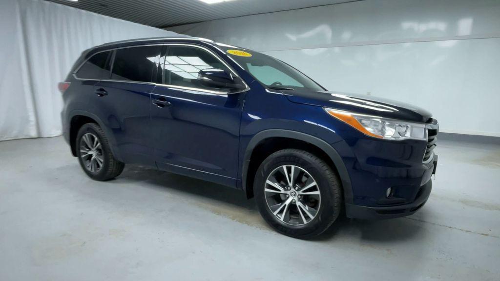 used 2016 Toyota Highlander car, priced at $21,995