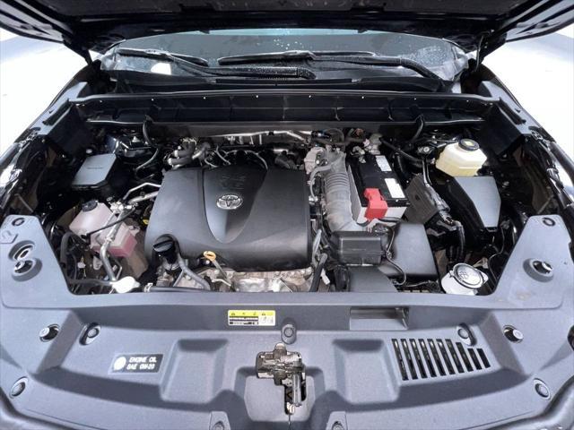 used 2022 Toyota Highlander car, priced at $38,995