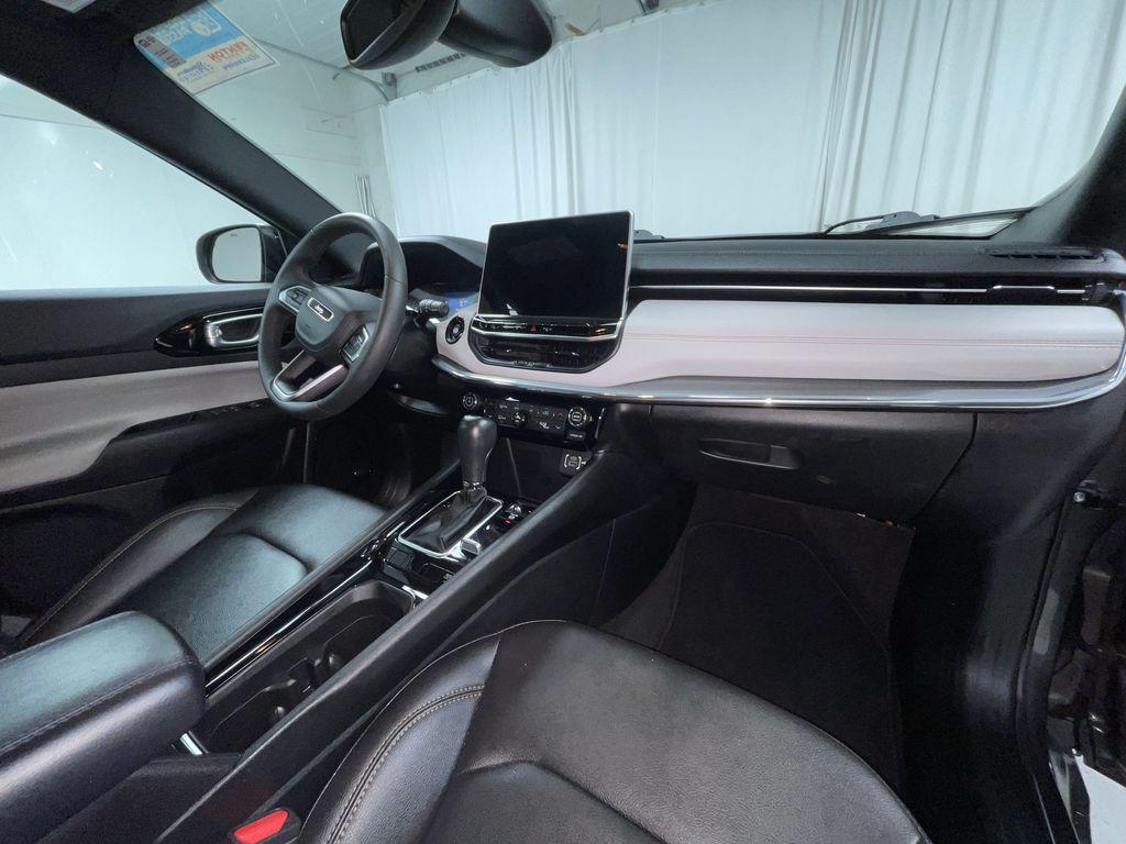 used 2023 Jeep Compass car, priced at $26,995