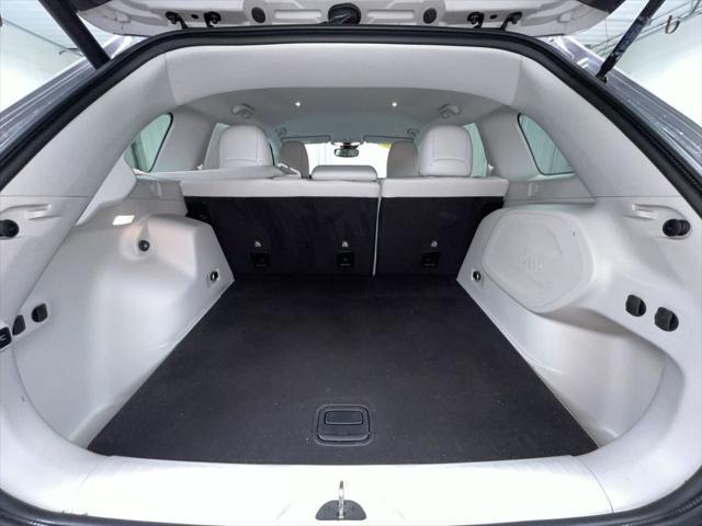 used 2020 Jeep Cherokee car, priced at $21,995