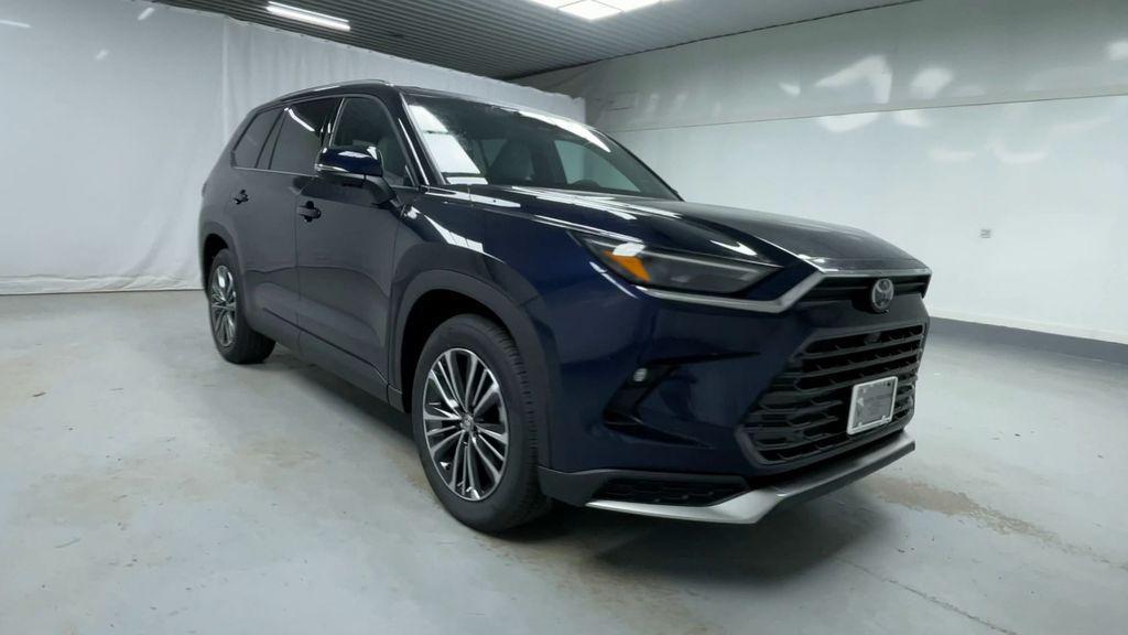 new 2026 Toyota Grand Highlander Hybrid car, priced at $60,158