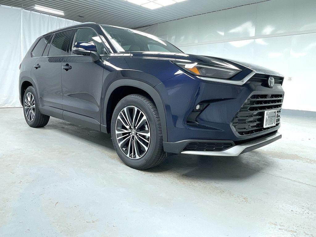 new 2026 Toyota Grand Highlander Hybrid car, priced at $60,158