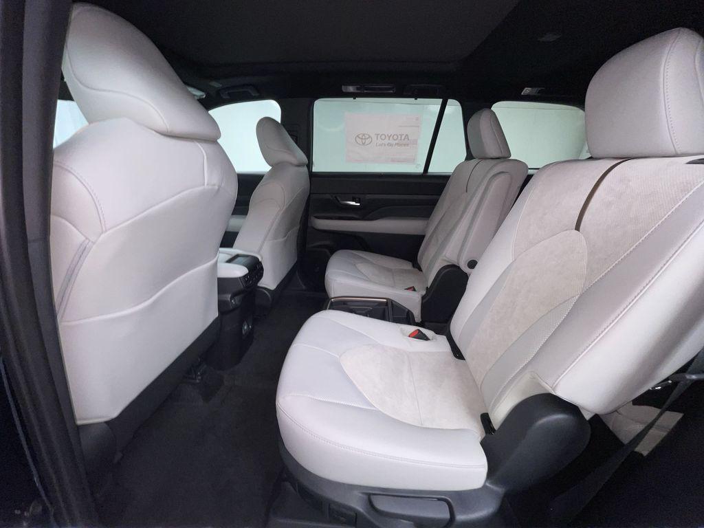 new 2026 Toyota Grand Highlander Hybrid car, priced at $60,158
