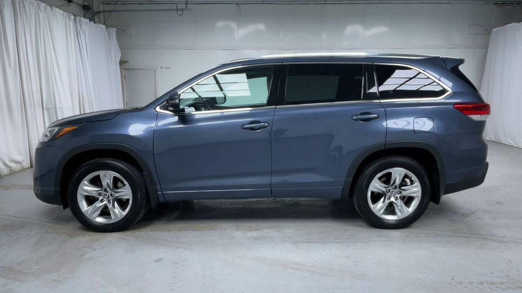 used 2019 Toyota Highlander car, priced at $26,995