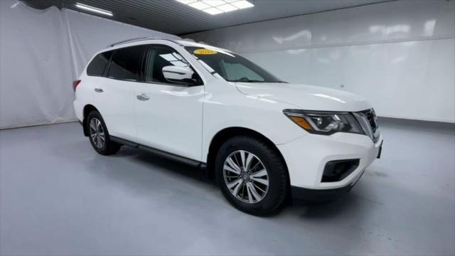 used 2019 Nissan Pathfinder car, priced at $17,995