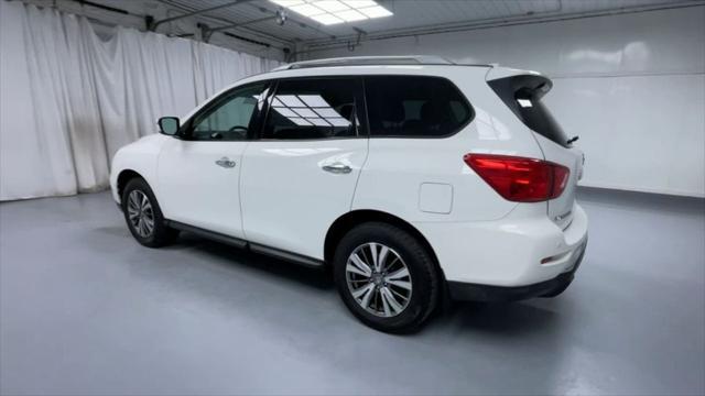 used 2019 Nissan Pathfinder car, priced at $17,995